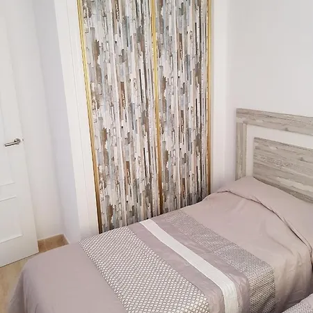 Holiday home Cabo Roig, Costa, De Tres Con Piscina, Gestionado Por Elvira *